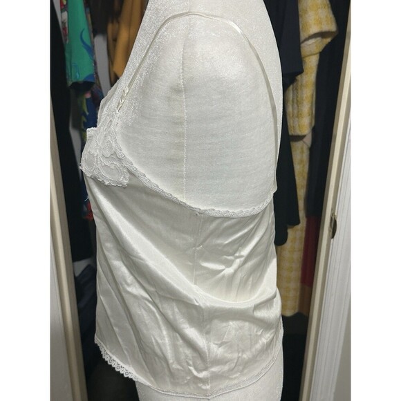 Vintage Lace Trimmed Camisole Top Lingerie‎ Size M Ivory Cream Adj Thin Straps - Picture 6 of 12